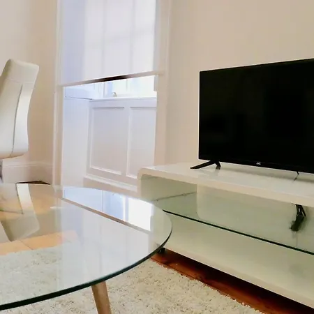 Leevin Apartments * Dublin